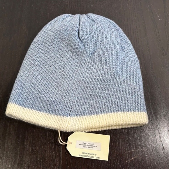 Hat Attack Reversible Tipped Beanie Blue/Denim OS - NWT main image 8